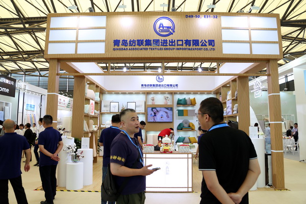 山東292家企業(yè)齊聚31屆華交會，青島家紡展團大放異彩