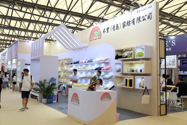 山東292家企業(yè)齊聚31屆華交會，青島家紡展團大放異彩