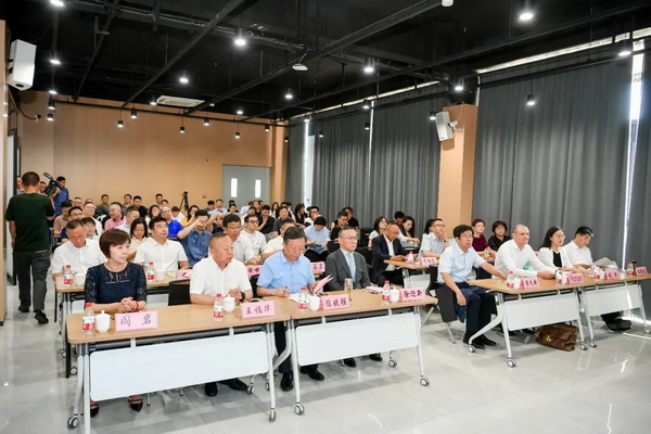 循道追光，致遠未來&mdash;&mdash;蘭精授牌華源紗線生產全球標桿工廠共赴璀璨新征程