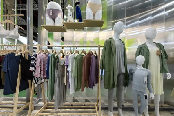 科技創新 多元融合 德州華源盛裝出席intertextile秋冬面輔料展