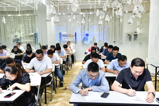 &ldquo;智能制造、標準先行&rdquo; 第一期紡織行業(yè)智能制造能力成熟度培訓(xùn)在紹興柯橋順利結(jié)業(yè)