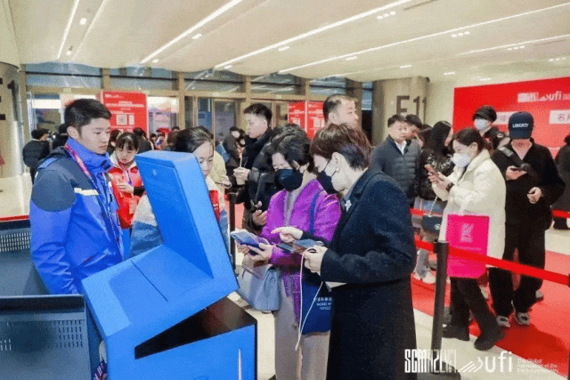 四館齊開(kāi)、商客云涌--第31屆中國(guó)(杭州)國(guó)際紡織服裝供應(yīng)鏈博覽會(huì)盛大開(kāi)幕