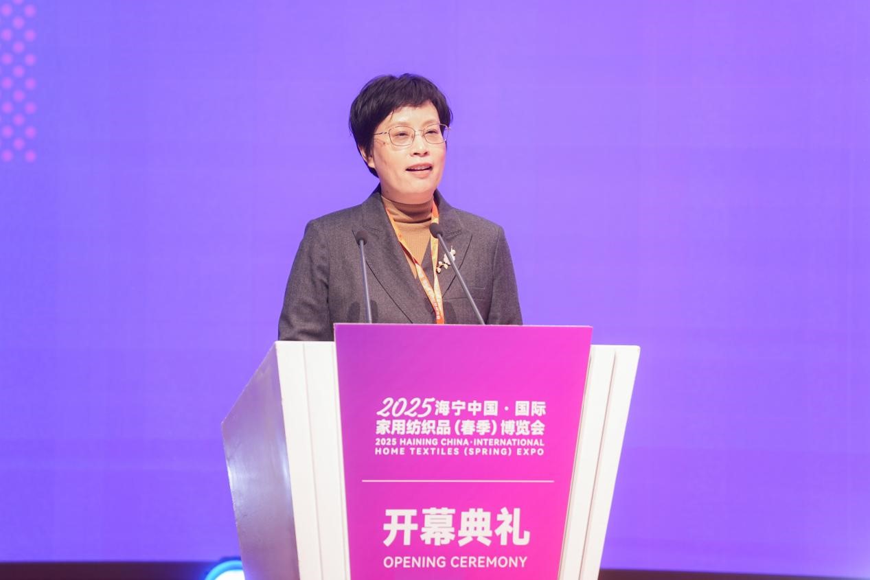 智造織就未來，錦韻潮動全球！2025海寧春季家博會今日啟幕