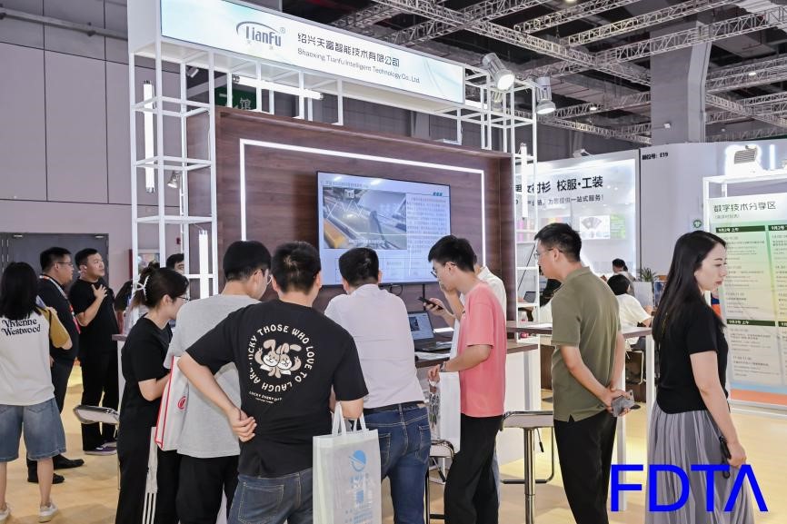 從數據決策到虛擬織布，數字時尚創新空間貫通紡織全鏈數智升級！