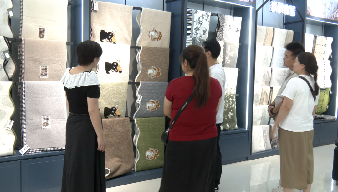 中國(guó)·小堡第九屆布藝展覽會(huì)開幕
