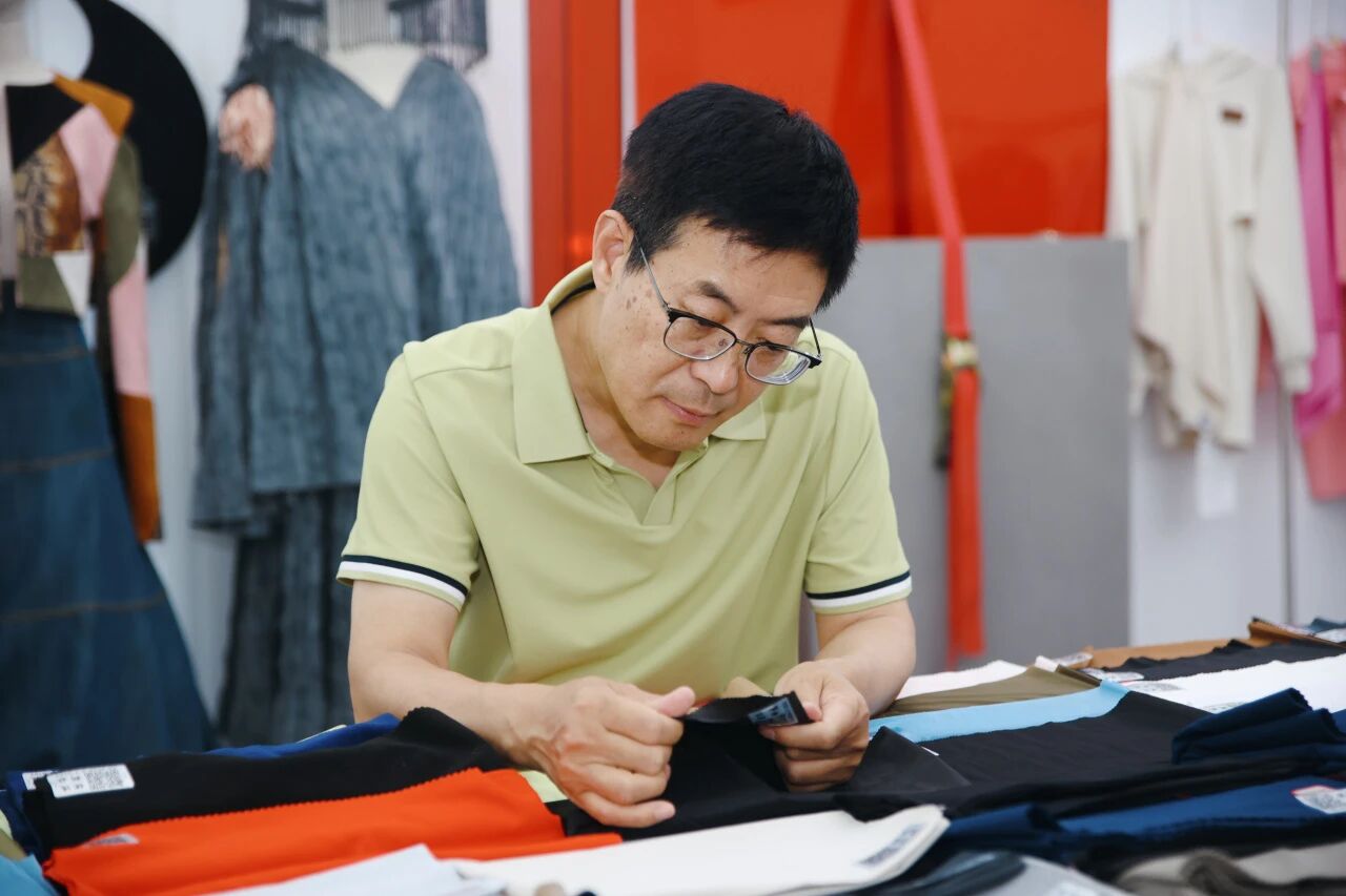 品類紛呈，優(yōu)品云集！2026&ldquo;柯橋優(yōu)選&rdquo;評審會第二期在柯橋火熱開評