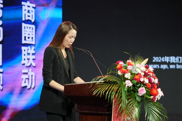 2026青島時(shí)裝周暨時(shí)尚消費(fèi)季新聞發(fā)布會(huì)在青島廣播電視臺(tái)成功舉行