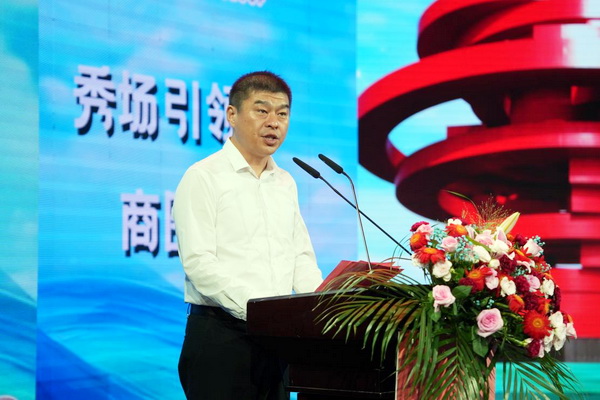  2026青島時(shí)裝周暨時(shí)尚消費(fèi)季新聞發(fā)布會(huì)在青島廣播電視臺(tái)成功舉行