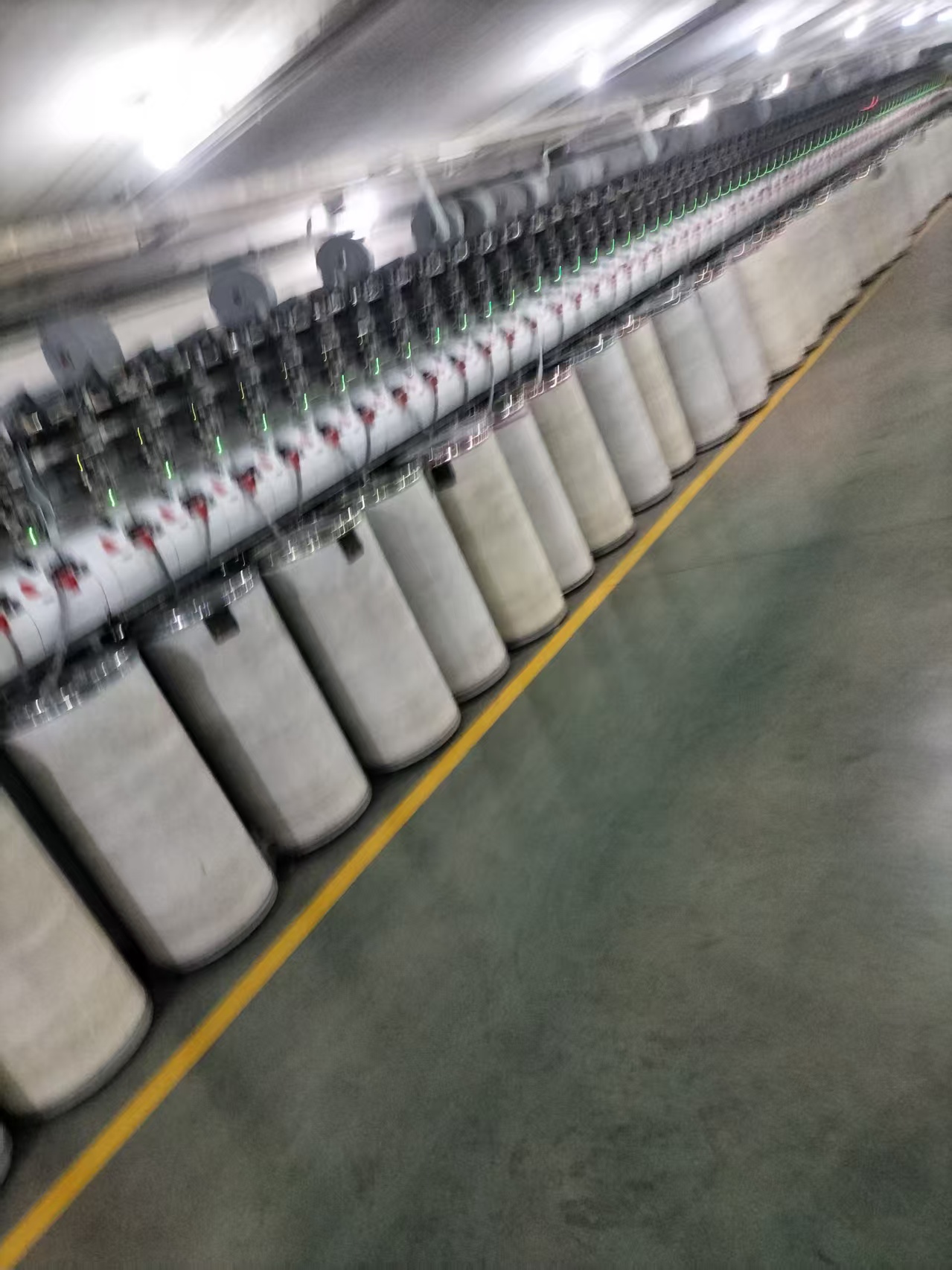 現有三臺蘇拉BD7氣流紡機(528錠)每臺，出廠日期為17年18年23年各一臺，現原機位活車尋找客戶，全帶電清 13326263168  管先生  